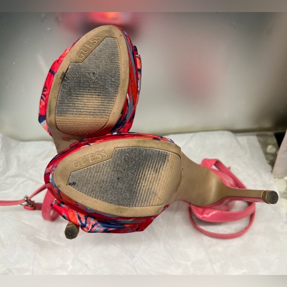 Guess Barbie Pink Floral Heels - Picture 6 of 6